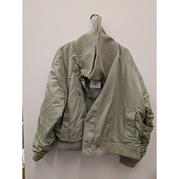 KBB Jackets & Blazers - KBB Women’s Oversized Bomber Jacket Sage Green Ruched Sleeve Zip-Up Size S